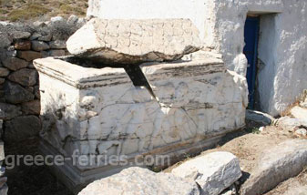 Arqueología para la isla de Anafi en Ciclades, Islas Griega, Grecia