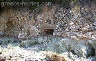 Baños romaicos Skopelos Islas de Sporades Grecia